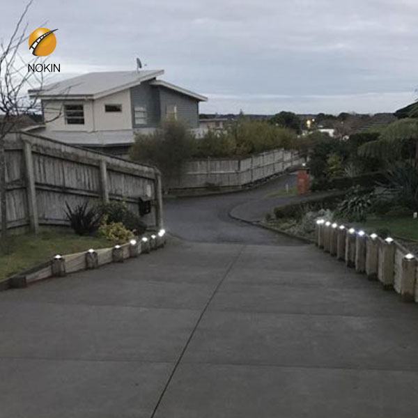 The Solar Road Stud Smart Zebra Protect Pedestrians 